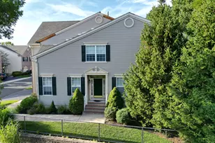 43 Banyan Blvd, Holmdel, NJ 07733 - Photo 2