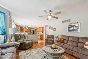 9 E Shenendoah Rd, Howell Township, NJ 07731 - Photo 12