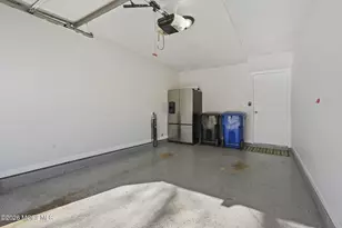 1604 Buckingham Cir, Middletown, NJ 07748 - Photo 24