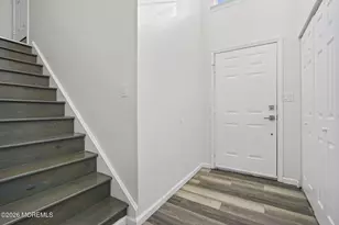 1604 Buckingham Cir, Middletown, NJ 07748 - Photo 6