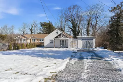 743 W Pine Street, Egg Harbor City, NJ 08215 - Photo 2