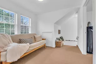 260 County Rd, Cliffwood, NJ 07721 - Photo 24