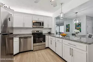 94 Manchester Ct, Red Bank, NJ 07701 - Photo 6