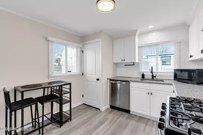 105 Center Street, Neptune Township, NJ 07753 - Photo 14