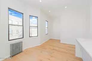 9 Myrtle Ave, Jersey City, NJ 07305 - Photo 8