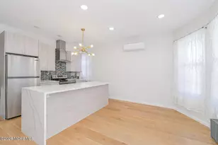 9 Myrtle Ave, Jersey City, NJ 07305 - Photo 16