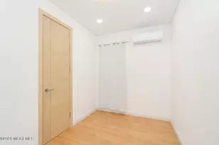 9 Myrtle Ave, Jersey City, NJ 07305 - Photo 20