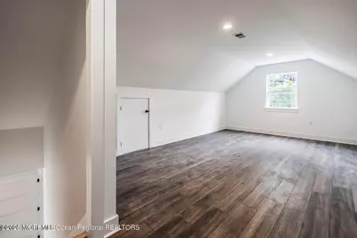 751 Leeward Avenue, Beachwood, NJ 08722 - Photo 12