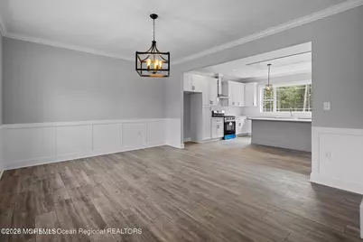 751 Leeward Avenue, Beachwood, NJ 08722 - Photo 4