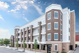 24 Mechanic St, Red Bank, NJ 07701 - Photo 1