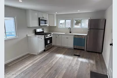 21 Essex Lane, Howell Township, NJ 07731 - Photo 4