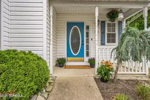 146 Hamlet Ct, Toms River Township, NJ 08753 - Photo 4