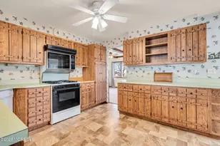 501 Cable Ave, Beachwood, NJ 08722 - Photo 22