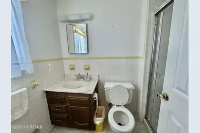 382 W Park Avenue, Oakhurst, NJ 07755 - Photo 20