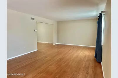 382 W Park Avenue, Oakhurst, NJ 07755 - Photo 4