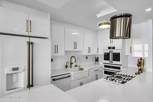 28 Riverside Ave, Red Bank, NJ 07701 - Photo 4