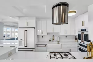 28 Riverside Ave, Red Bank, NJ 07701 - Photo 2