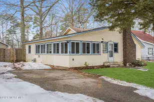 212 Swan Blvd, Toms River Township, NJ 08753 - Photo 2