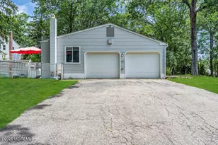 424 Colleen Ct, Toms River Township, NJ 08755 - Photo 4
