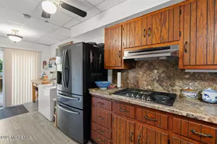 517 Laurel Ave, Allenhurst, NJ 07711 - Photo 14