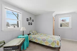 325 Hollie Dr E, Belford, NJ 07718 - Photo 20