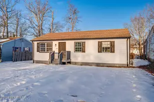 118 Lake Deerbrook Dr, Little Egg Harbor, NJ 08087 - Photo 2