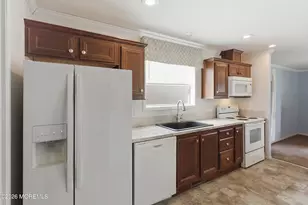 116 Sykesville Rd, Wrightstown, NJ 08562 - Photo 2