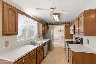 106 Atlantic Hills Blvd, Manahawkin, NJ 08050 - Photo 18