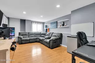 375 Middlewood Rd, Middletown, NJ 07748 - Photo 28