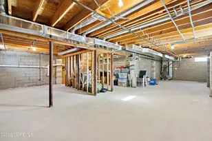 2716 W Bangs Ave, Neptune Township, NJ 07753 - Photo 26