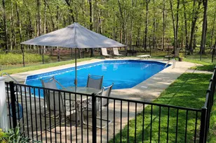 31 Pitney Ln, Jackson, NJ 08527 - Photo 2