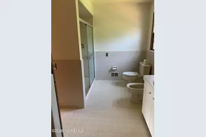 2 Carbury Road, Ocean, NJ 07712 - Photo 20