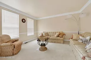 153 Sandra Way, Franklin Township, NJ 08322 - Photo 2