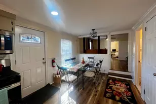 27 Spring St, Freehold, NJ 07728 - Photo 8