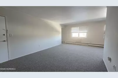 39 Manchester Court #G, Freehold, NJ 07728 - Photo 4