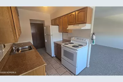 39 Manchester Court #G, Freehold, NJ 07728 - Photo 10