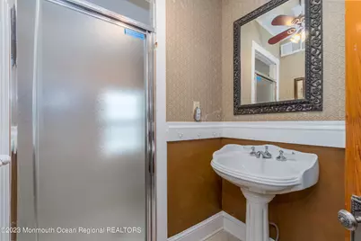 34 4th Avenue, Seaside Park, NJ 08752 - Photo 24