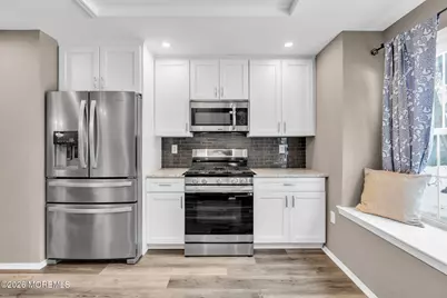 47 Madison Court, Tinton Falls, NJ 07712 - Photo 14