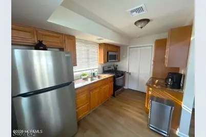 252 Grant Avenue, Seaside Heights, NJ 08751 - Photo 4