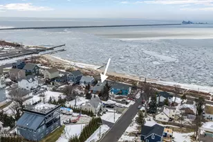 218 Beach Ave, Leonardo, NJ 07737 - Photo 22