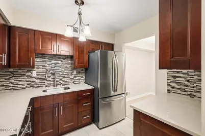 203 Wellington Place, Matawan, NJ 07747 - Photo 4