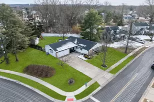 3 Noble Pl, Aberdeen Township, NJ 07747 - Photo 32