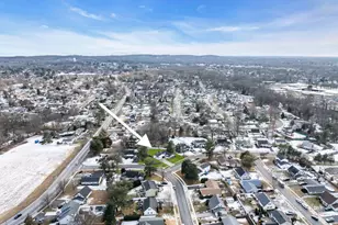 3 Noble Pl, Aberdeen Township, NJ 07747 - Photo 36