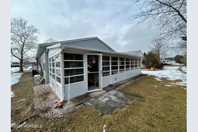 115 Cabrillo Boulevard, Toms River Township, NJ 08757 - Photo 10