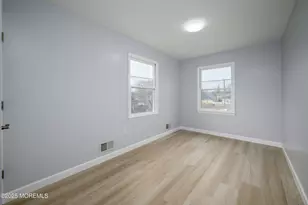 998 Woodmere Dr, Aberdeen Township, NJ 07735 - Photo 24