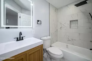 998 Woodmere Dr, Aberdeen Township, NJ 07735 - Photo 22