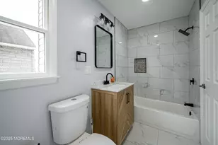 998 Woodmere Dr, Aberdeen Township, NJ 07735 - Photo 16