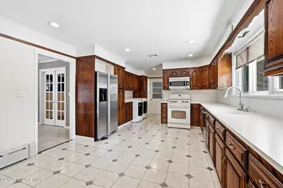 294 Brighton Avenue, Long Branch, NJ 07740 - Photo 16