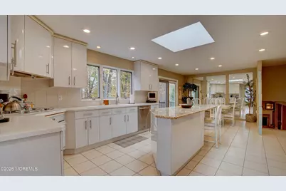 8 Manor Drive, Manalapan Township, NJ 07726 - Photo 18