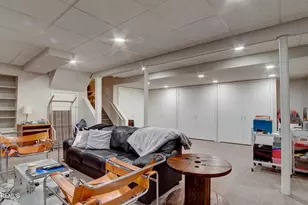 8 Manor Dr, Manalapan Township, NJ 07726 - Photo 42